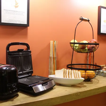 Ibis Styles Centre Grand Place Hotel Lila