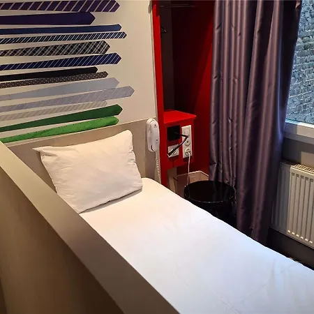 Ibis Styles Centre Grand Place 3* Lila