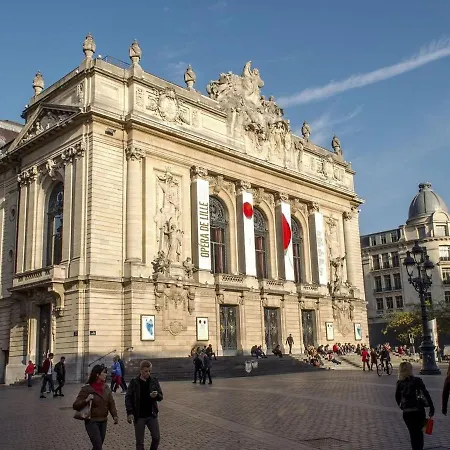 Ibis Styles Centre Grand Place Otel 3*