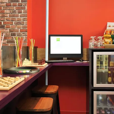 Ibis Styles Centre Grand Place 3* Lila